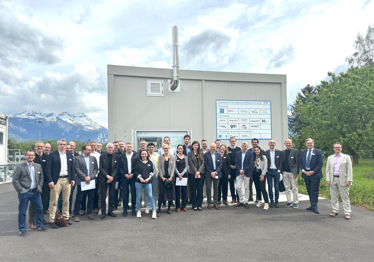 #EnergyTransition: Strategy meeting and visit to Gaznat's innovation lab in Aigle, the largest industrial-scale laboratory for the development of CO2-neutral renewable gases, in French-speaking Switzerland.