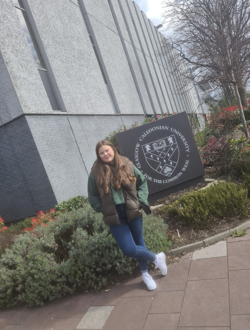 👏 | 2nd-year Learning Disability Nursing student Kenzie Derrick discusses her time at the university so far, the opportunities offered to her and her future plans and goals.

Read our weekly #UndergradSpotlight series now: 
↪️ caledonianblogs.net/undergradspotl…