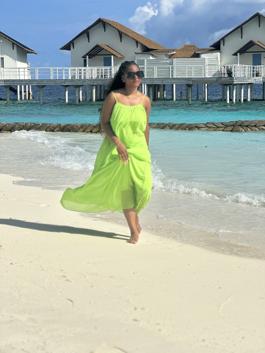 unusualphyna's tweet photo. Me going for a swim in the appropriate swimming trunk🚶‍♀️🚶‍♀️🚶‍♀️🚶‍♀️🚶‍♀️🚶‍♀️ https://t.co/ZmBDORppCc
