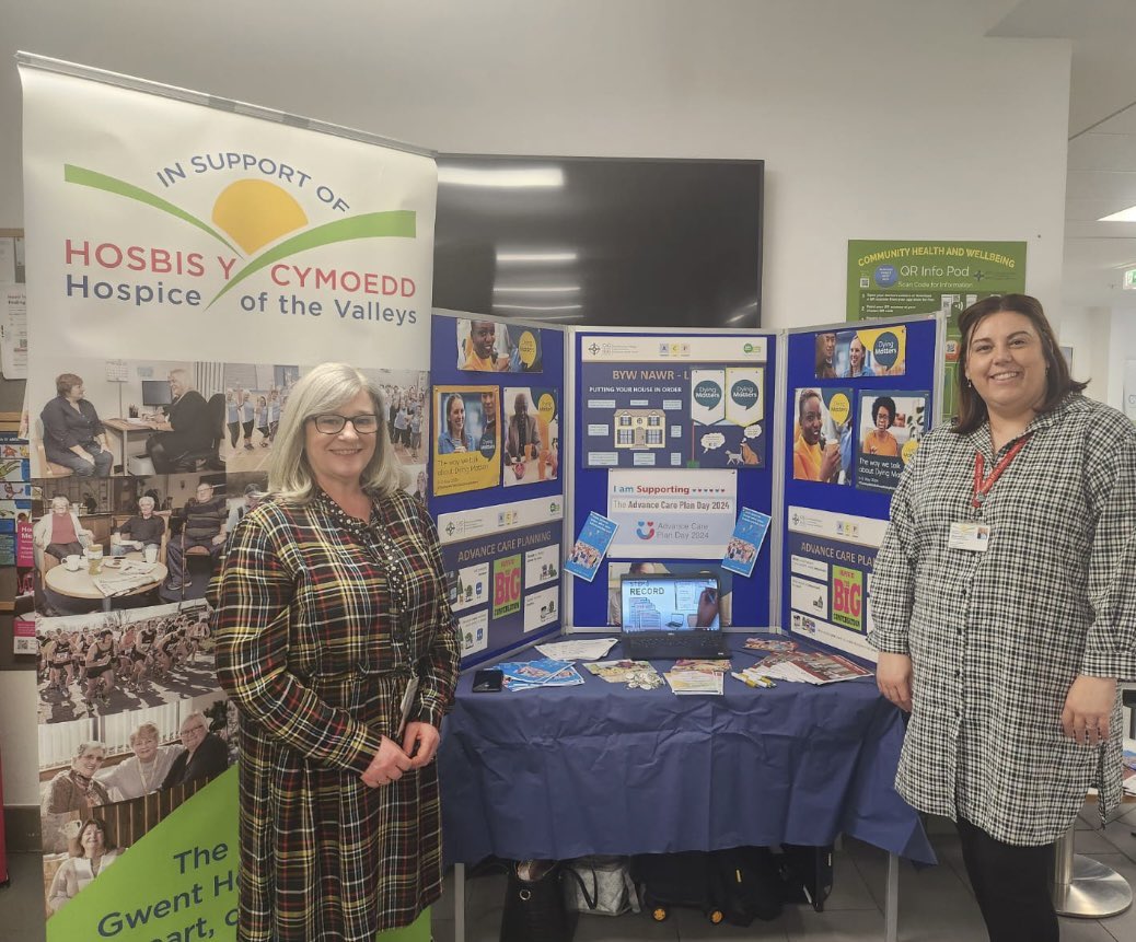 #thewaywetalkaboutdyingmatters A great day in YAB raising awareness with hospice of the valleys