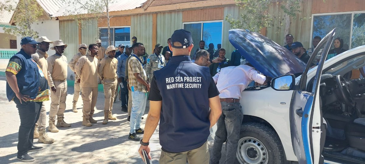 Port Infrastructure Security training in Somalia 🇸🇴 ✅ Identifying vulnerabilities ✅ Recognizing explosives ✅ Perimeter monitoring ✅ Threat mitigation This initiative is part of ongoing efforts to bolster security measures and safeguard critical infrastructure. Funded by 🇪🇺