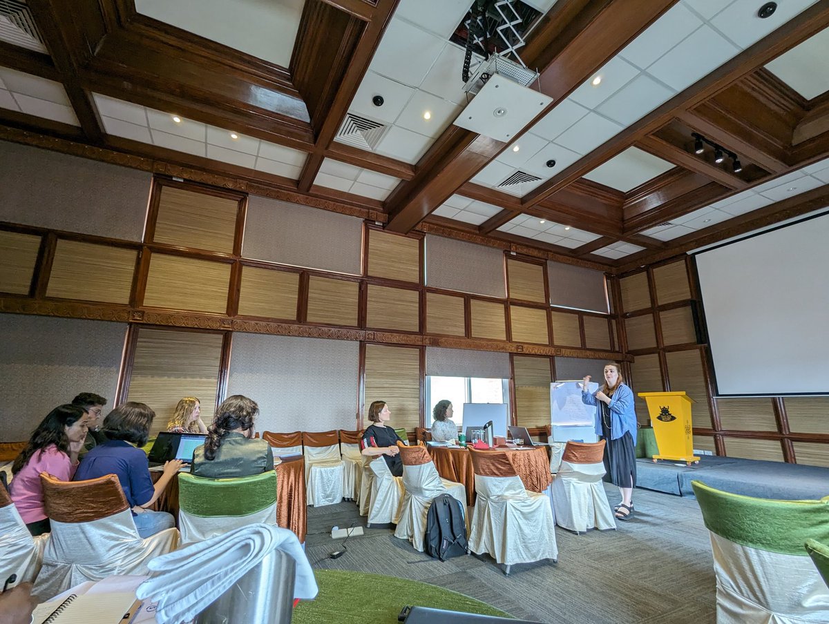 Thinking about my favourite topic today! Lots to consider...

#Gender in #AMR

♀️💊♂️

#CommunityEngagement