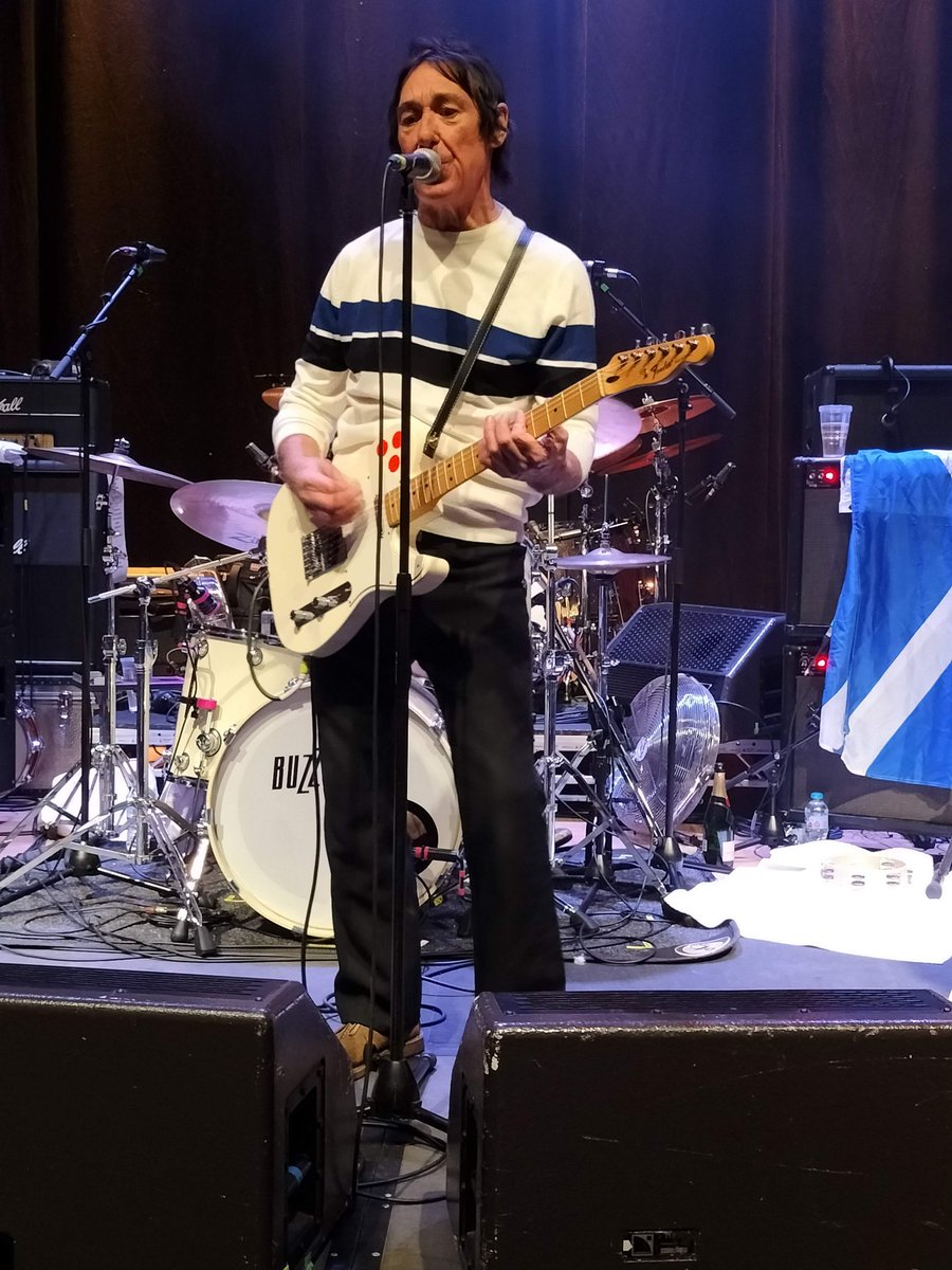 A very happy birthday to the legend Steve diggle @steveediggle    @Buzzcocks ,photo from Edinburgh queens hall jan23