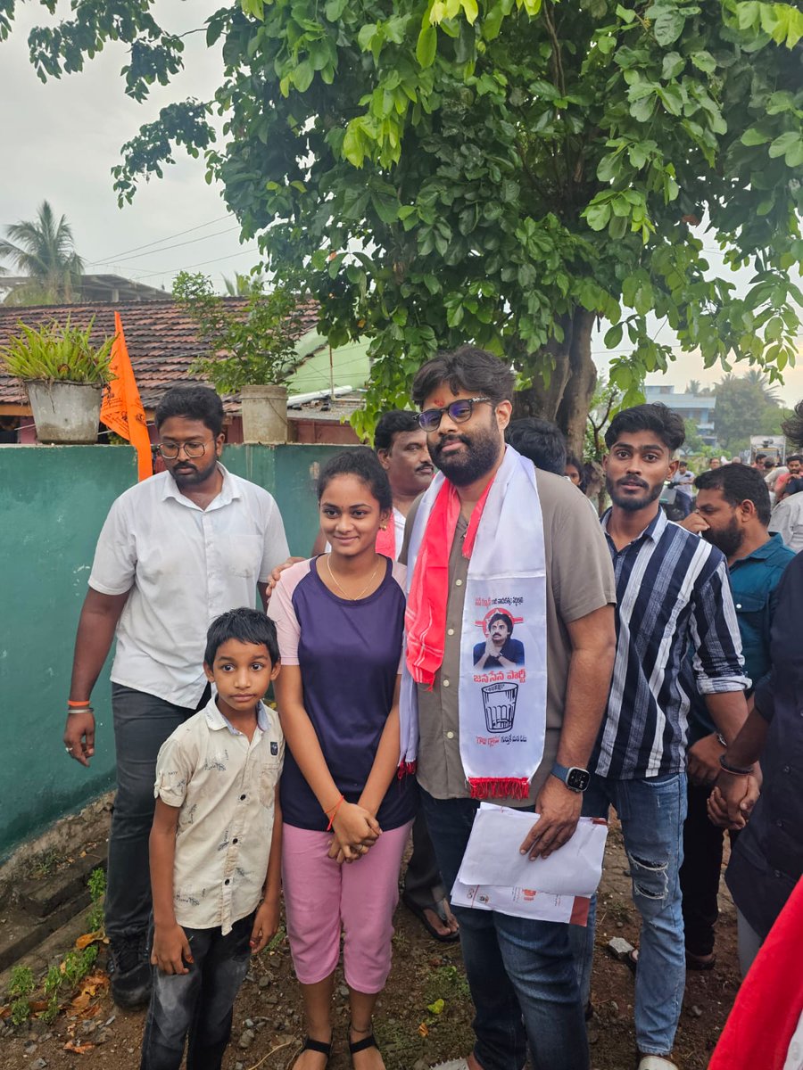 Sithara Entertainments producer @vamsi84 (Naga Vamsi) campaigned for #Janasena in Pithapuram Constituency.