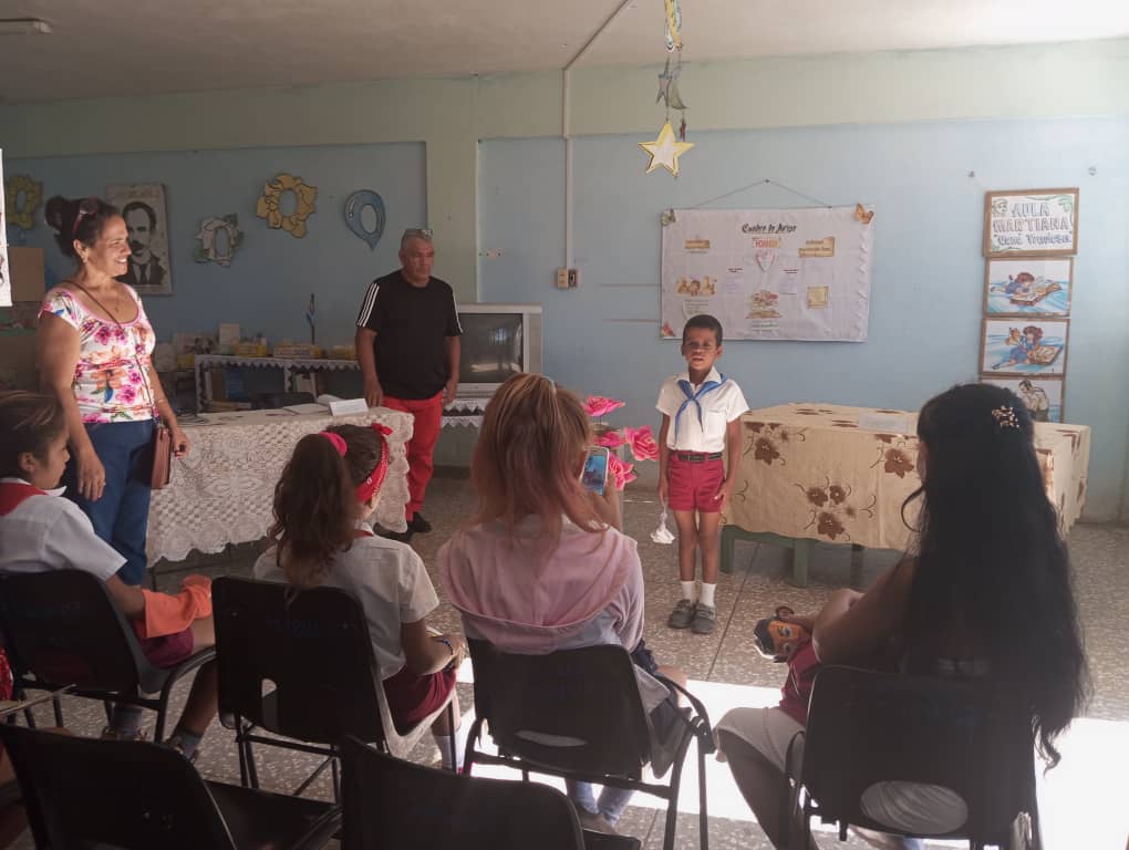 Excelente evento de Cátedra Martiana de la Educación Primaria en #EducaciónMasó. Felicidades para todos. Juntos seguiremos enalteciendo la figura de #JoséMartí desde nuestro quehacer. 
#CubaMined 
#EducaciónGranma