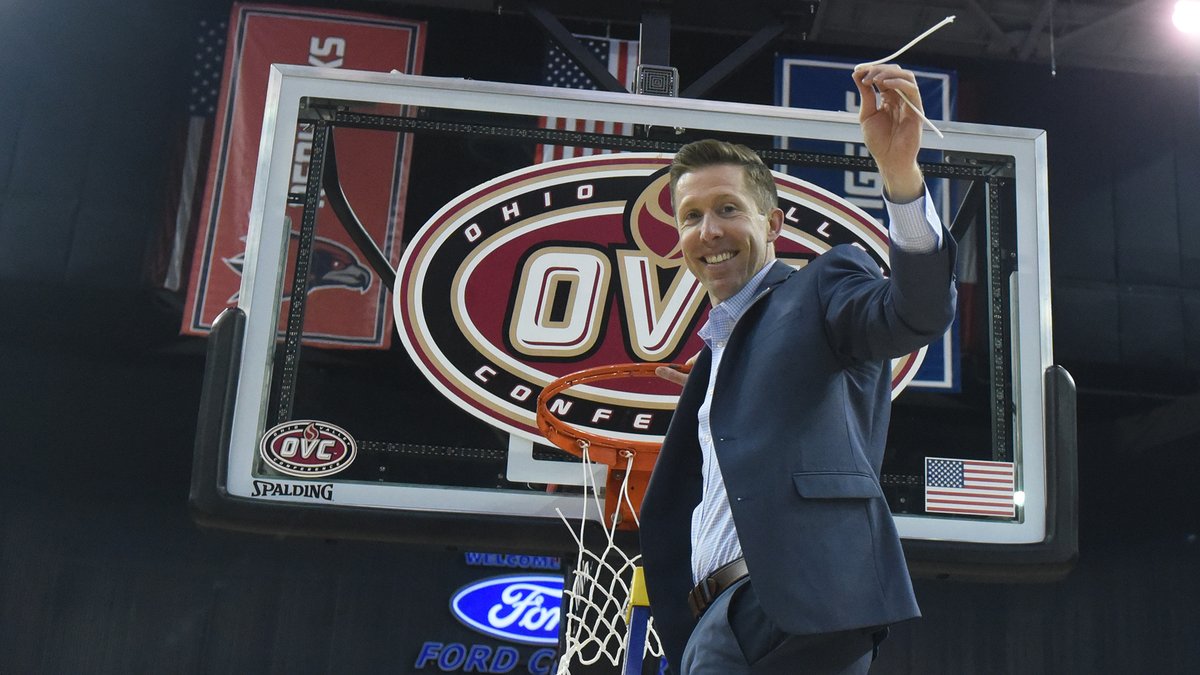 Thank you for 15 AMAZING seasons <a href="/CoachTHolloway/">Tyler Holloway</a>  

📰 Tyler Holloway named head coach at <a href="/CPALionsMBB/">CPA Lions Basketball</a> 

🔗 rb.gy/wbogun