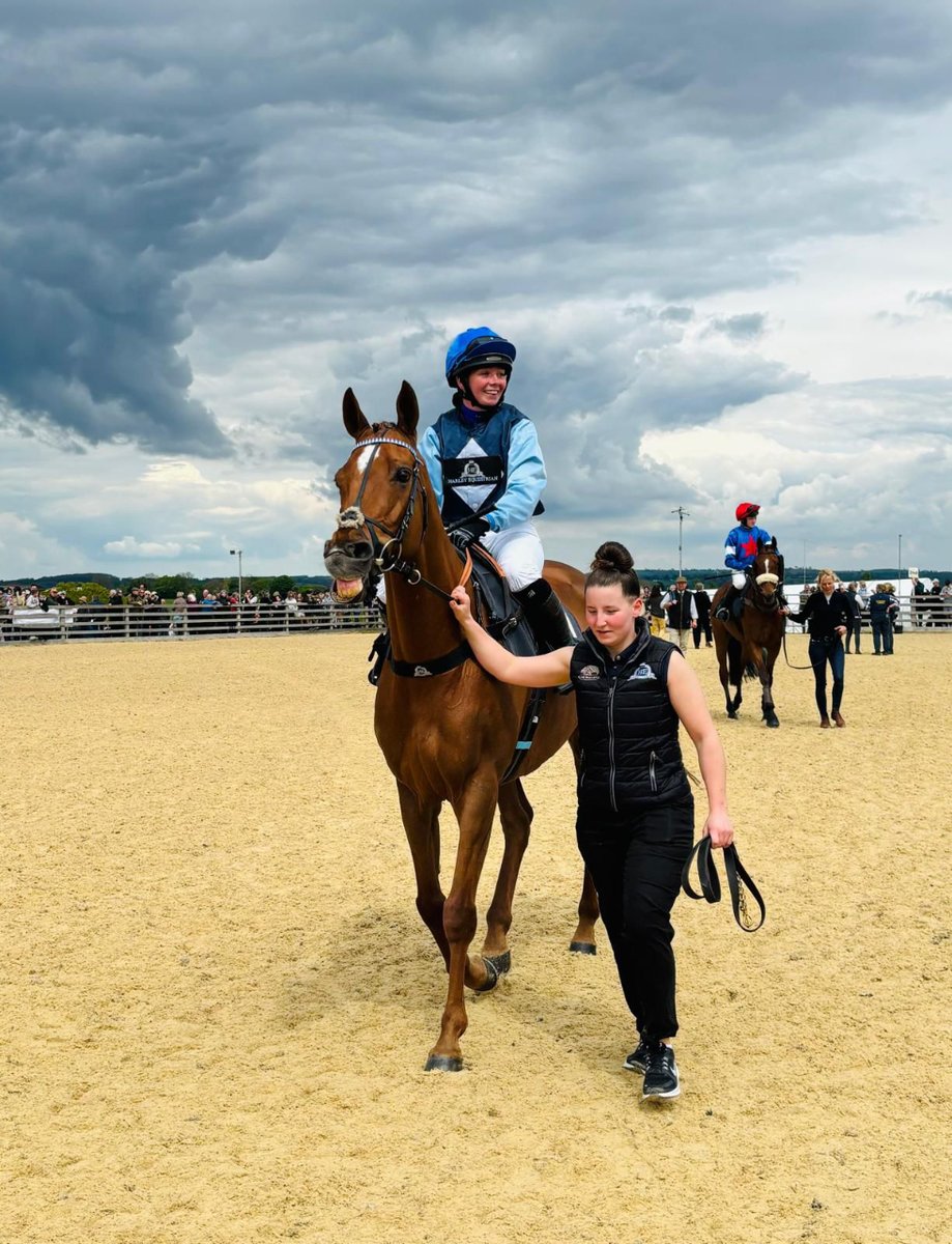 Tom Ellis Racing (@tomellisracing) on Twitter photo ✨First Ride ✨ for Harriet on Bawnmore (FR) at the weekend 🥳
The pair were 🥉 THIRD 🥉 in the Hunt Race at Mollington P2P on Sunday 6 May 2024 🏇
Well done Harriet 👏
<a href="/HarleyEquest/">Harley Equestrian</a> | <a href="/BestResHitchin/">Best Residential</a> | <a href="/TeamSPILLERS/">SPILLERS™</a> | <a href="/ForanEquine/">Foran Equine</a>
#firstride #horseracing #jockeylife ✨First Ride ✨ for Harriet on Bawnmore (FR) at the weekend 🥳
The pair were 🥉 THIRD 🥉 in the Hunt Race at Mollington P2P on Sunday 6 May 2024 🏇
Well done Harriet 👏
<a href="/HarleyEquest/">Harley Equestrian</a> | <a href="/BestResHitchin/">Best Residential</a> | <a href="/TeamSPILLERS/">SPILLERS™</a> | <a href="/ForanEquine/">Foran Equine</a>
#firstride #horseracing #jockeylife