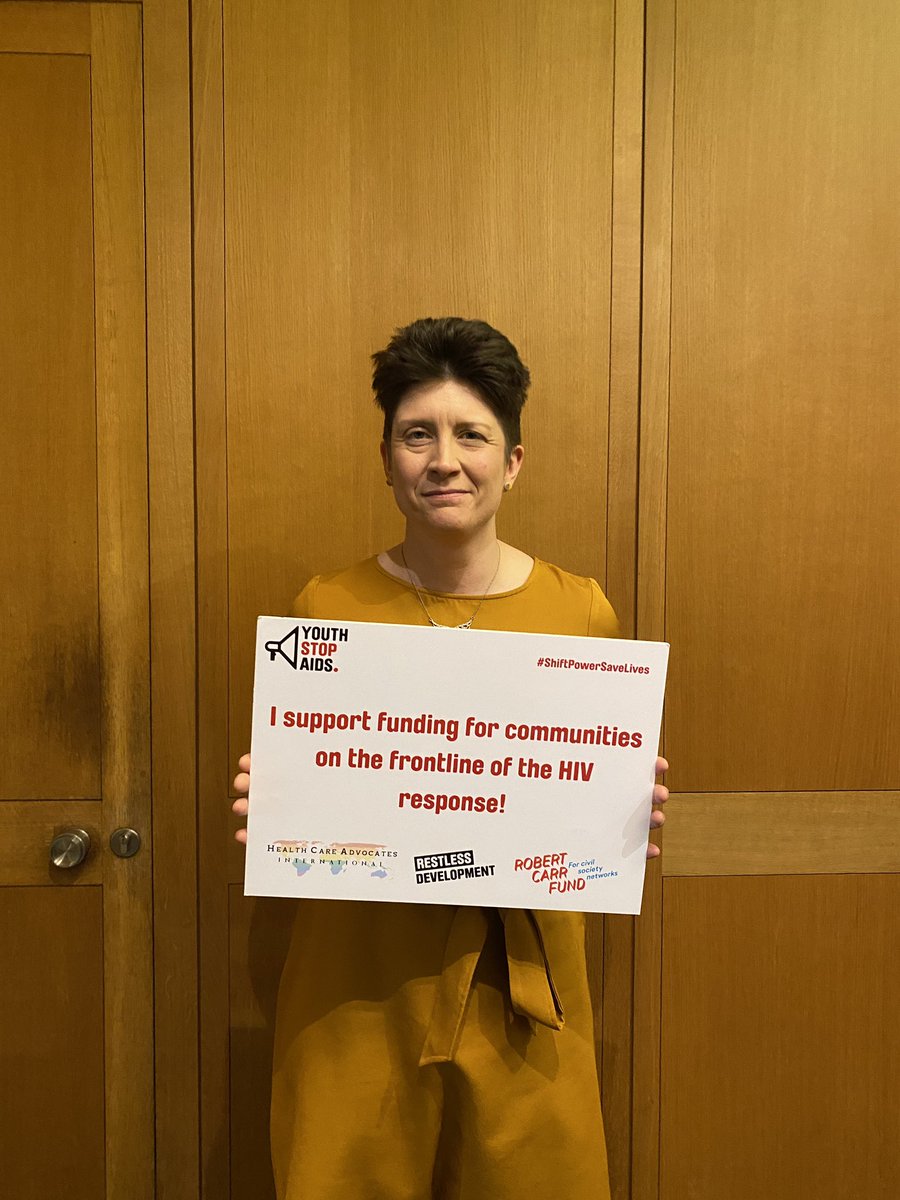 Thanks @alisonthewliss MP for joining a roundtable w/ @Youth_StopAIDS last week to hear about the experience of young people living with HIV & how stigma holds back response. UK should support frontline communities with a strong pledge to @RobertCarrFund. #ShiftPowerSaveLives