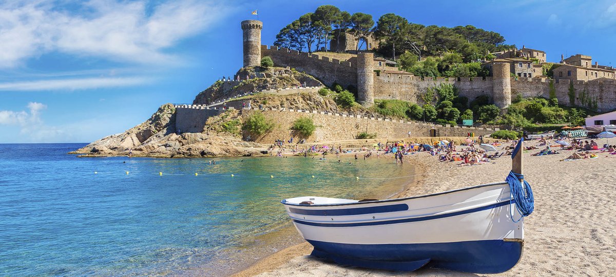 Vous cherchez votre prochaine destination 🗺️ en #Espagne? 😎 Que pensez-vous de #TossadeMar 🌊 ? Un joyau historique dans la province de #Girona qui s'élève au-dessus des eaux cristallines de la mer Méditerranée . 🌅 tinyurl.com/2h82tmmv 👈 #VisitSpain @catexperience
