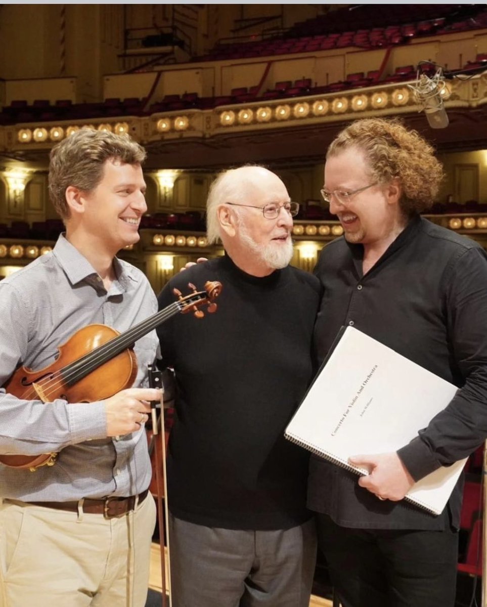 Don’t miss violinist James Ehnes’ new recording of John Williams Concerto No. 1 and ⁦@LennyBernstein⁩ Serenade. Ehnes with Williams and conductor Stéphane Denève who led the St Louis Symphony.