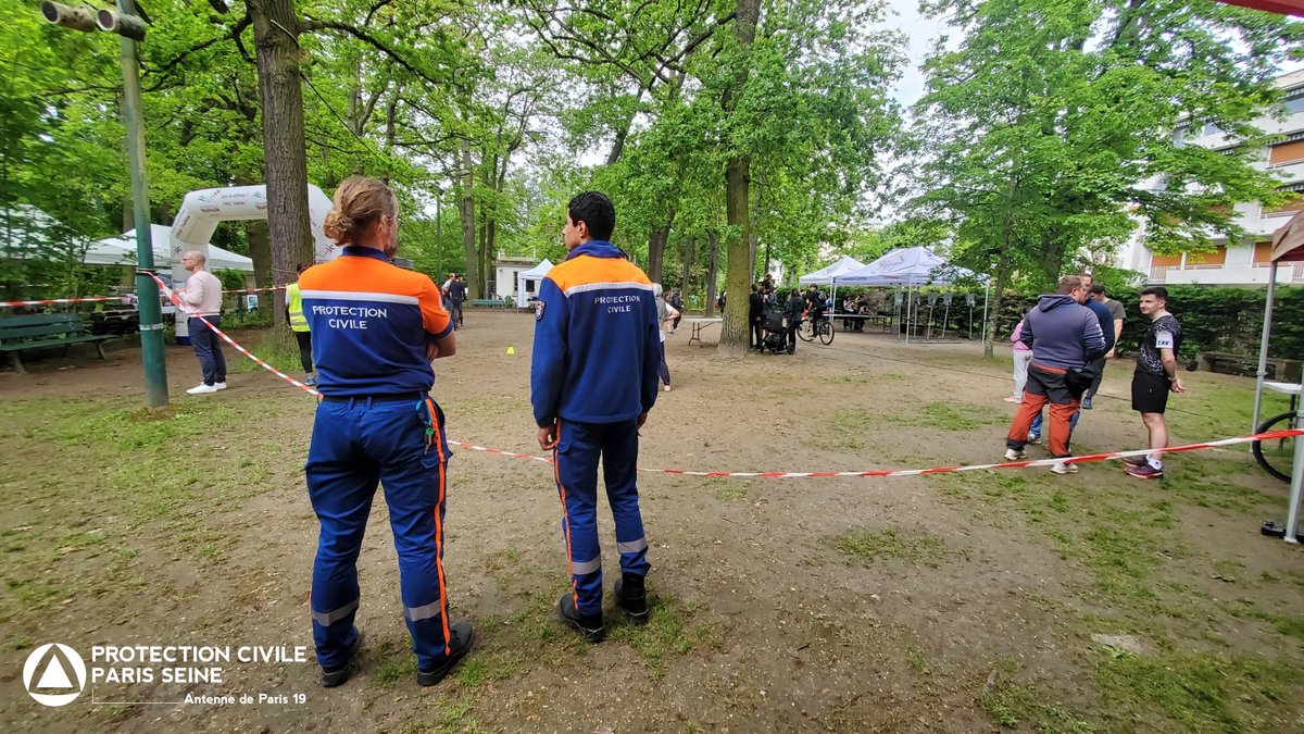 PCParis19's tweet photo. #postedesecours

Ce matin 3 de nos bénévoles ont gérés un poste de secours pour un Triathlon.

Merci à Gabrielle, Gildas et Amyr

#pcps #protectioncivile #pcps #fnpc #photo #vincennes #boisdevincennes #mai #photo #associatif #association #secourir #aider #former #sport #triathlon https://t.co/tvhaz7q7Bw