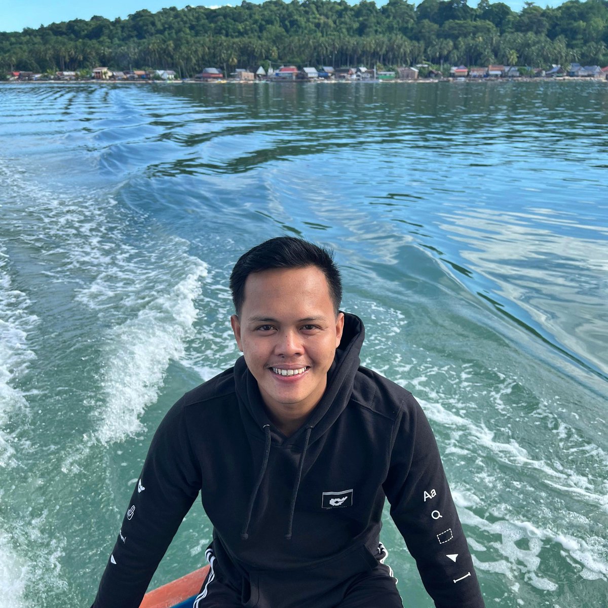 Mullastok's tweet photo. #FotoProfilBaru https://t.co/HqPfFY27FM