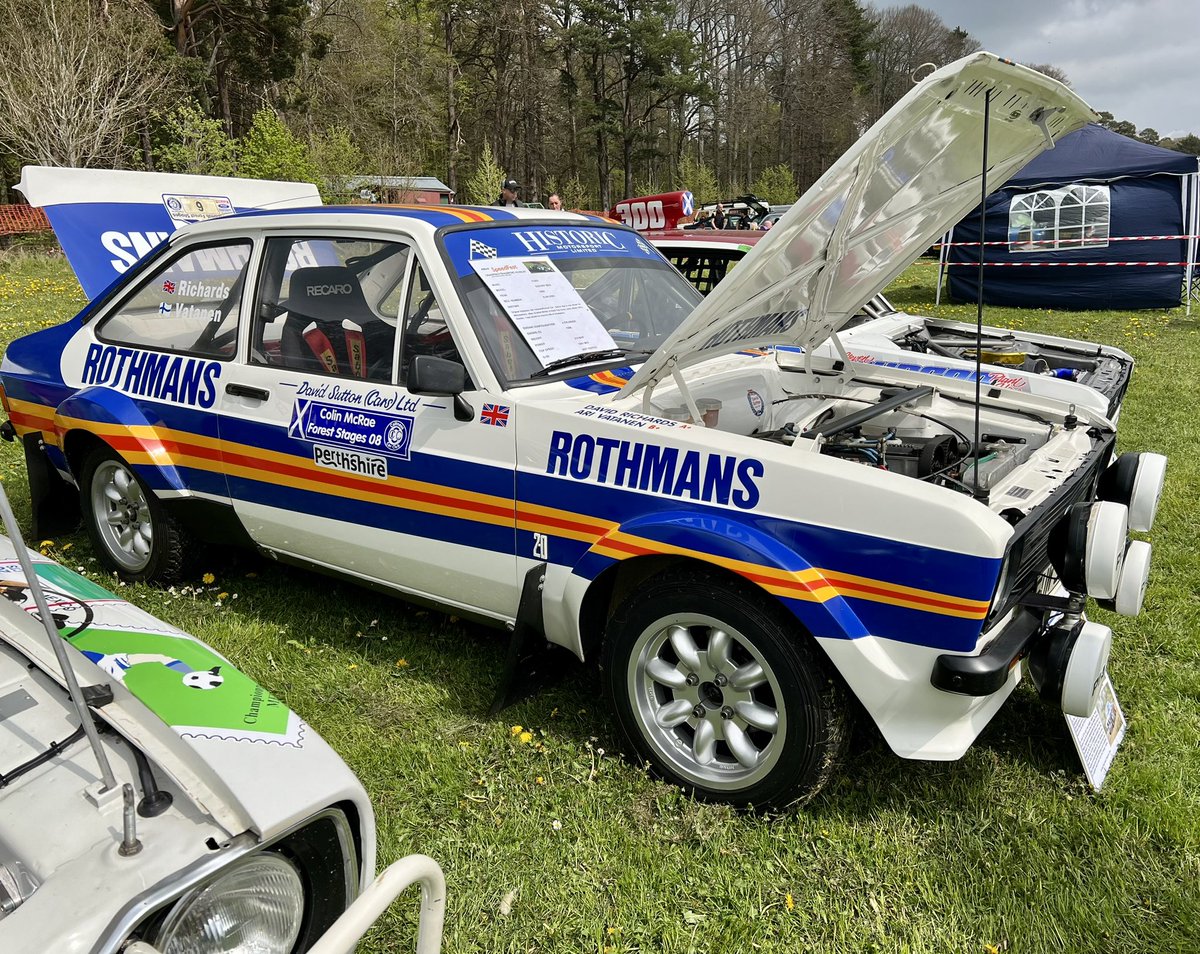 Edition002's tweet image. Ari &amp;amp; Dave’s Rally Sweden Car &amp;amp; Colin and Nicky’s Land Rover Freelander Recce Car at the local Ford RSOC show today.