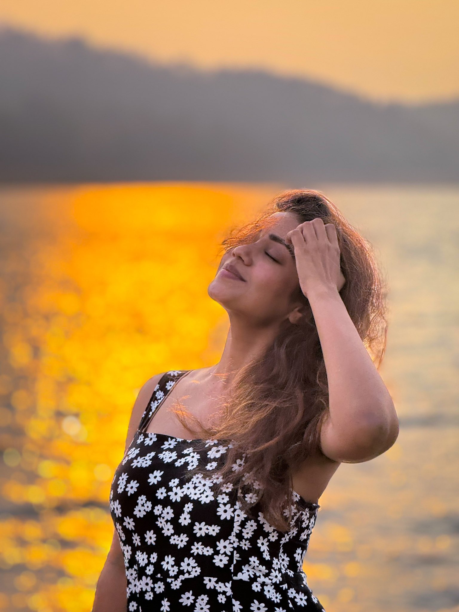 GM01L4MWQAAs1JH?format=jpg&name=large