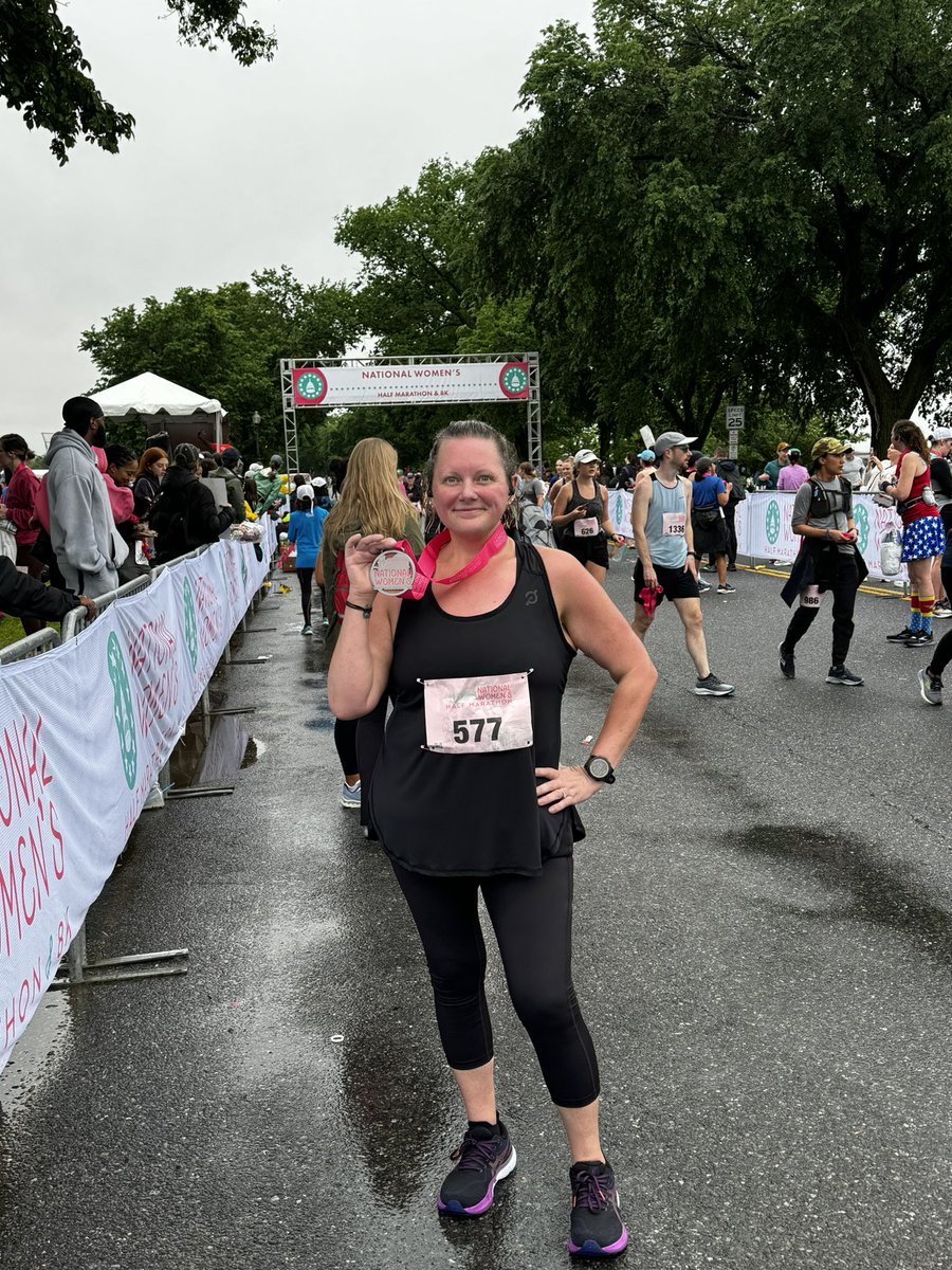 BusEdFun4U's tweet image. National Women’s Half Marathon ✅ Ran 2:19.09 which is over 10 minutes faster than my last 1/2 marathon!