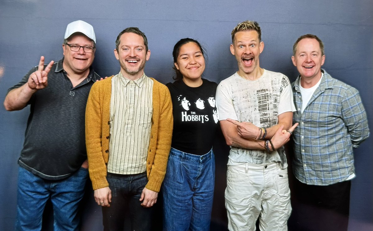 TRINI 🌸 tweet media