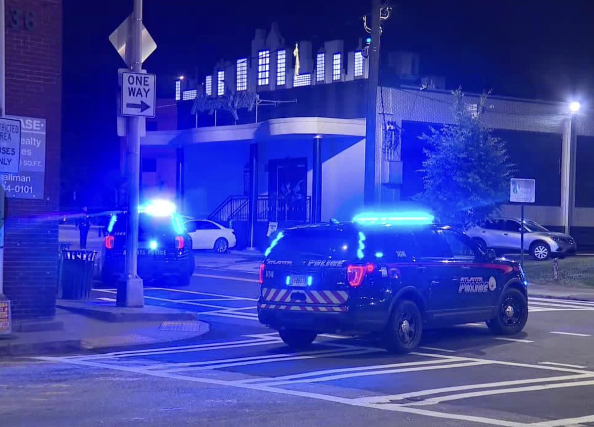 GAFollowers's tweet photo. A 33-year-old man was shot and killed at Magic City last night. The victim has yet to be identified and was pronounced dead on the scene. #BeSafe https://t.co/jGxp2wjRUH