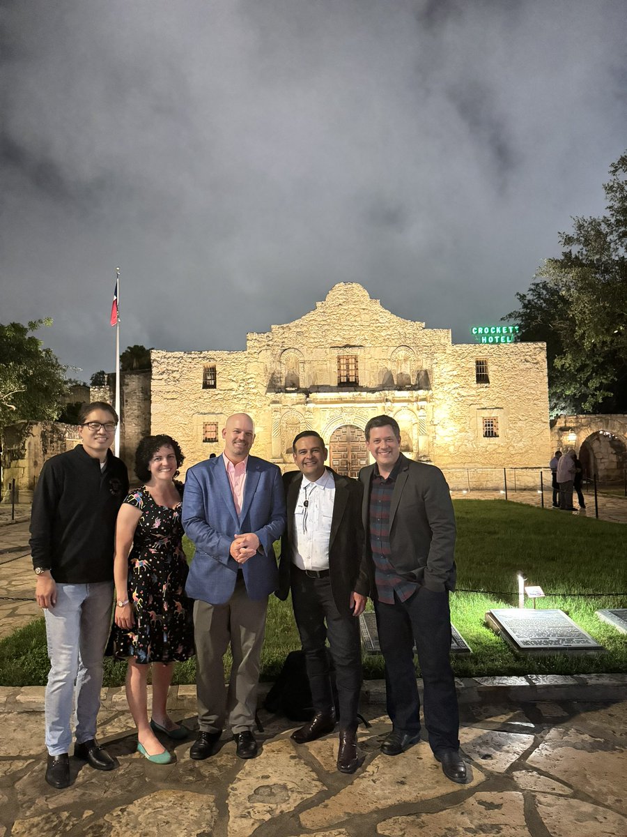 Seth Cohen tweet media