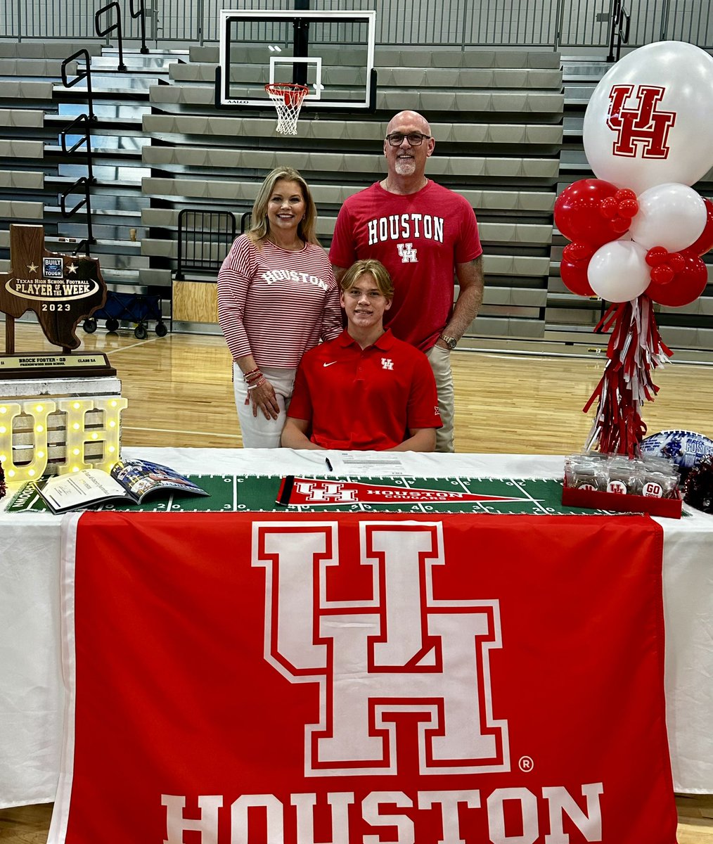 David Plack (@davidplack) on Twitter photo Congratulations to my nephew <a href="/BmfFootball/">Brock Mekade Foster</a> on his commitment to the University of Houston. Excited to watch this next chapter and cheer him on with <a href="/UHCougarFB/">Houston Football</a>. #GoCoogs 🏈👊🏻 Congratulations to my nephew <a href="/BmfFootball/">Brock Mekade Foster</a> on his commitment to the University of Houston. Excited to watch this next chapter and cheer him on with <a href="/UHCougarFB/">Houston Football</a>. #GoCoogs 🏈👊🏻