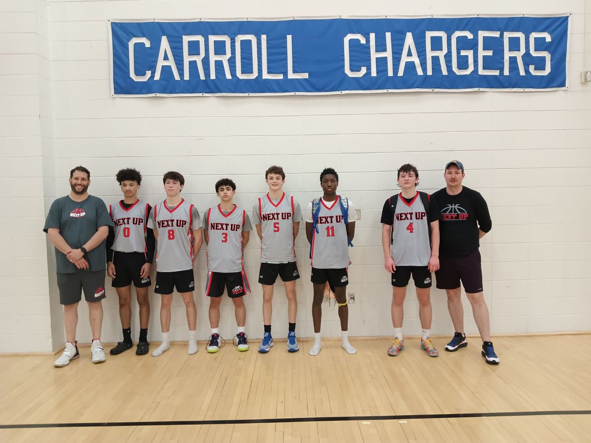 17u makes in the the championship with 6! These boys earned it!

Luke Sawant: 14 pts 7 assts
Kaden Whiteside: 18 pts 4 assts
Nolan Greenwell: 14 pts 
@CamHoughton1 16 pts 12 rbs 4 assts
@Sports4Illinois 
@WIU_MensHoops 
@ILHoopProspects 
@LFHS_Scouts 
@GrantBoysHoops