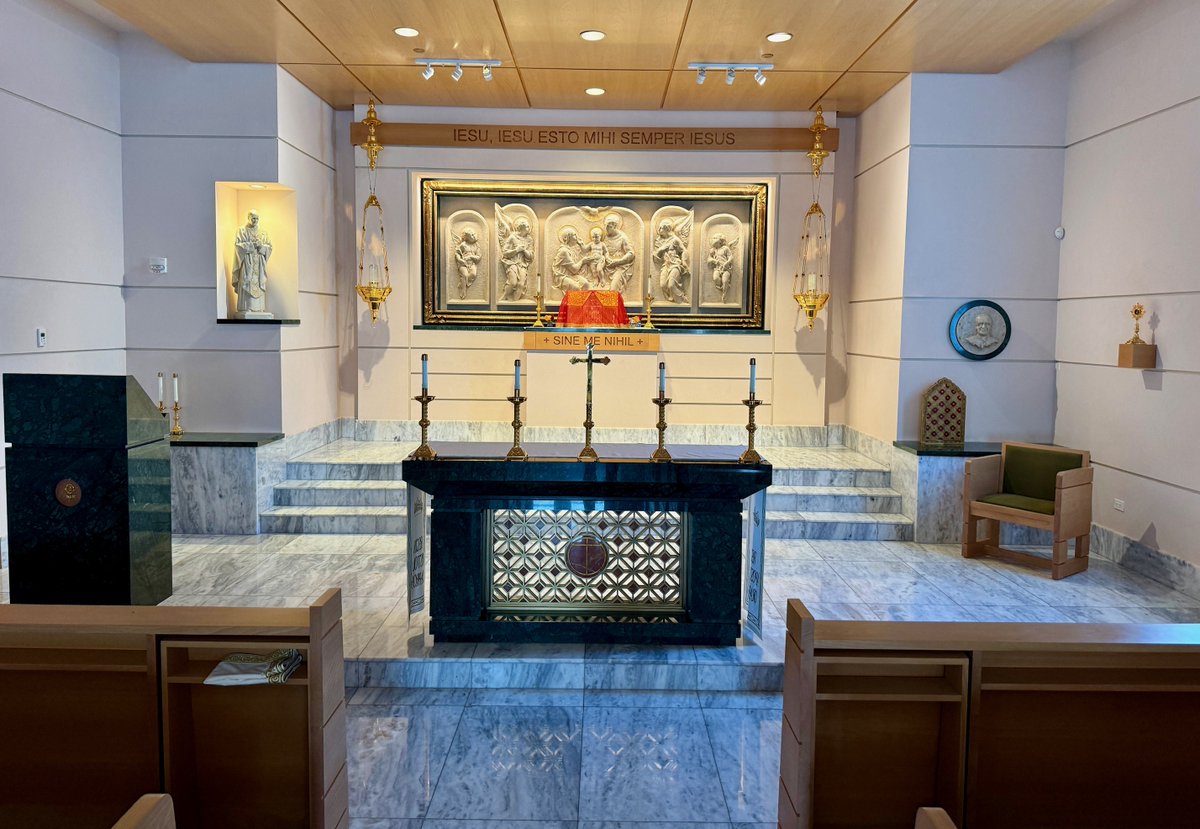 Just finished my annual spiritual retreat. This year at Rosaire Conference Center in Delray Beach, FL. Beautiful weekend, meditations and Mass each day. I love the oratory. roseaire.org