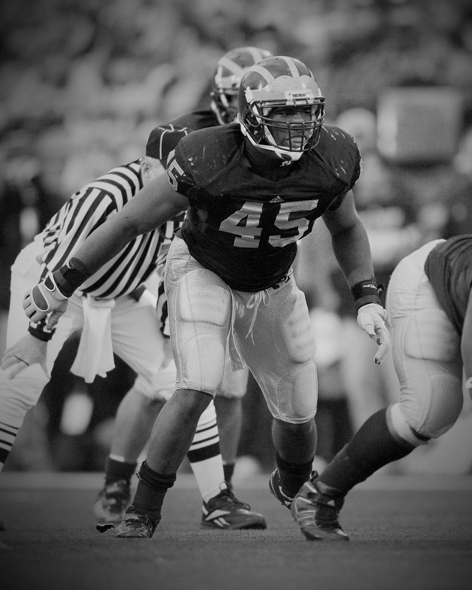 UMichFootball's tweet photo. We are saddened to hear about the passing of former Wolverine linebacker Obi Ezeh. Our prayers go out to his family, friends and former teammates. May he rest in peace. https://t.co/2yjDvvDXj4