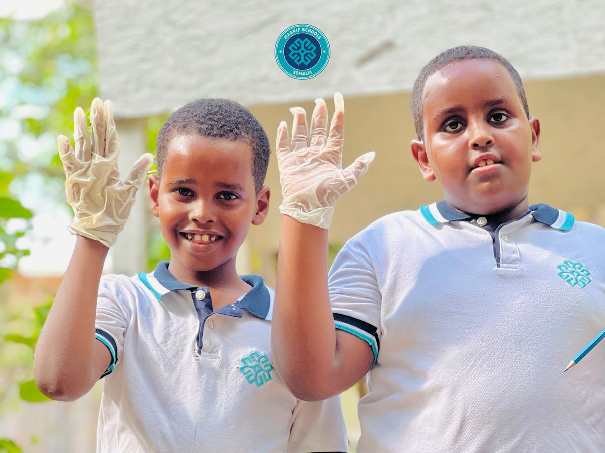🇹🇷 Benadir Kampüsümüzde ilkokul öğrencilerimiz Sağlık Haftası kapsamında çevre temizliği etkinliği yaptılar.

#Turkish #Maarif #Foundation #school #Türkiye #Somali #Somalia #Mogadishu #Soomaaliya #Muqdisho #KM4 #Benaadir