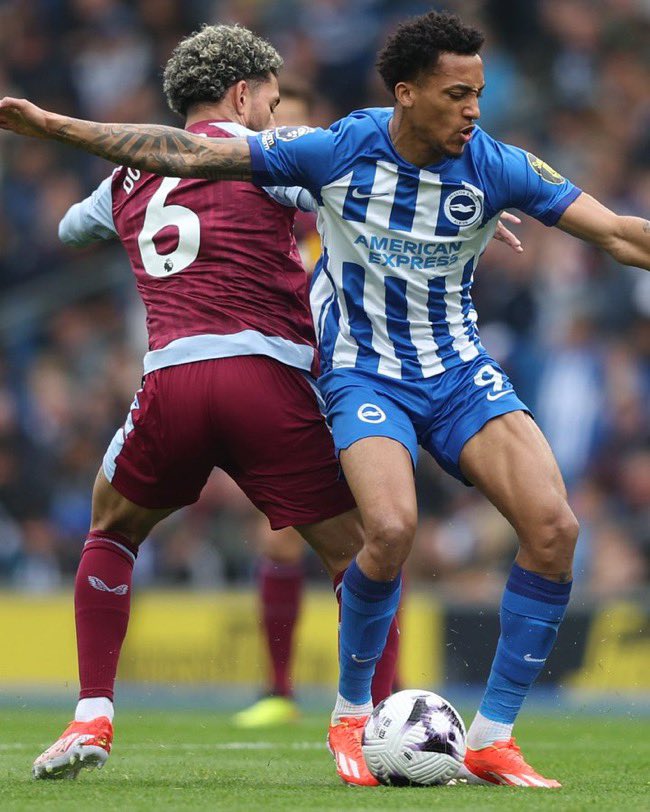 The second 45 gets going. Come on Albion! 👊 #BHAAVL  #BHAFC  #PL #AVL  #AVFC.