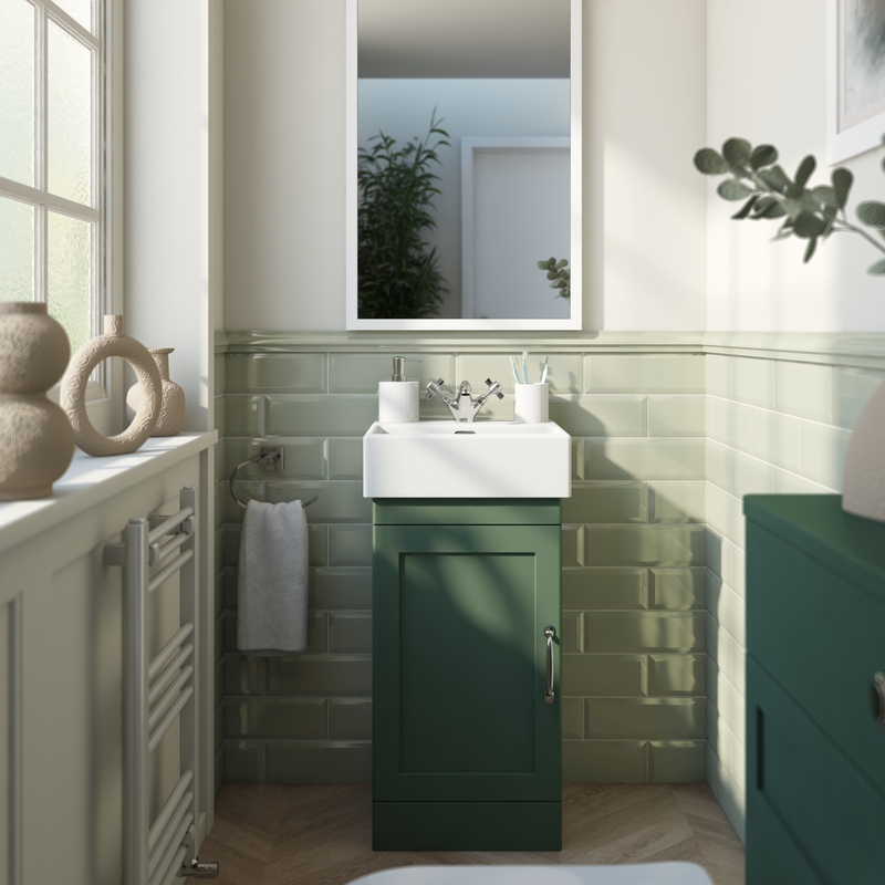 🔎 Is your small bathroom looking a little unloved? Up your storage game with these clever, compact furniture units.