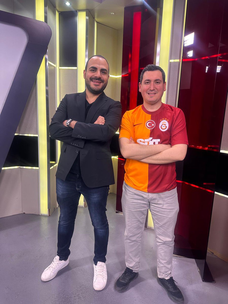 Galatasaray-E. Y. Sivasspor maçının heyecanı, Kağan Dursun ve Alican Baykın’ın anlatımıyla saat 19.00’dan itibaren '90 Dakika' programında sizlerle olacak. #GSvSVS 🤔 Maça dair değerlendirmelerinizi ve skor tahminlerinizi yorumda belirtebilirsiniz.