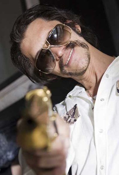 Can you think of a very attractive movie villain--male or female?

I like Clifton Collins Jr. (as El Huron)
in Crank: High Voltage (2009) 🎬🎞