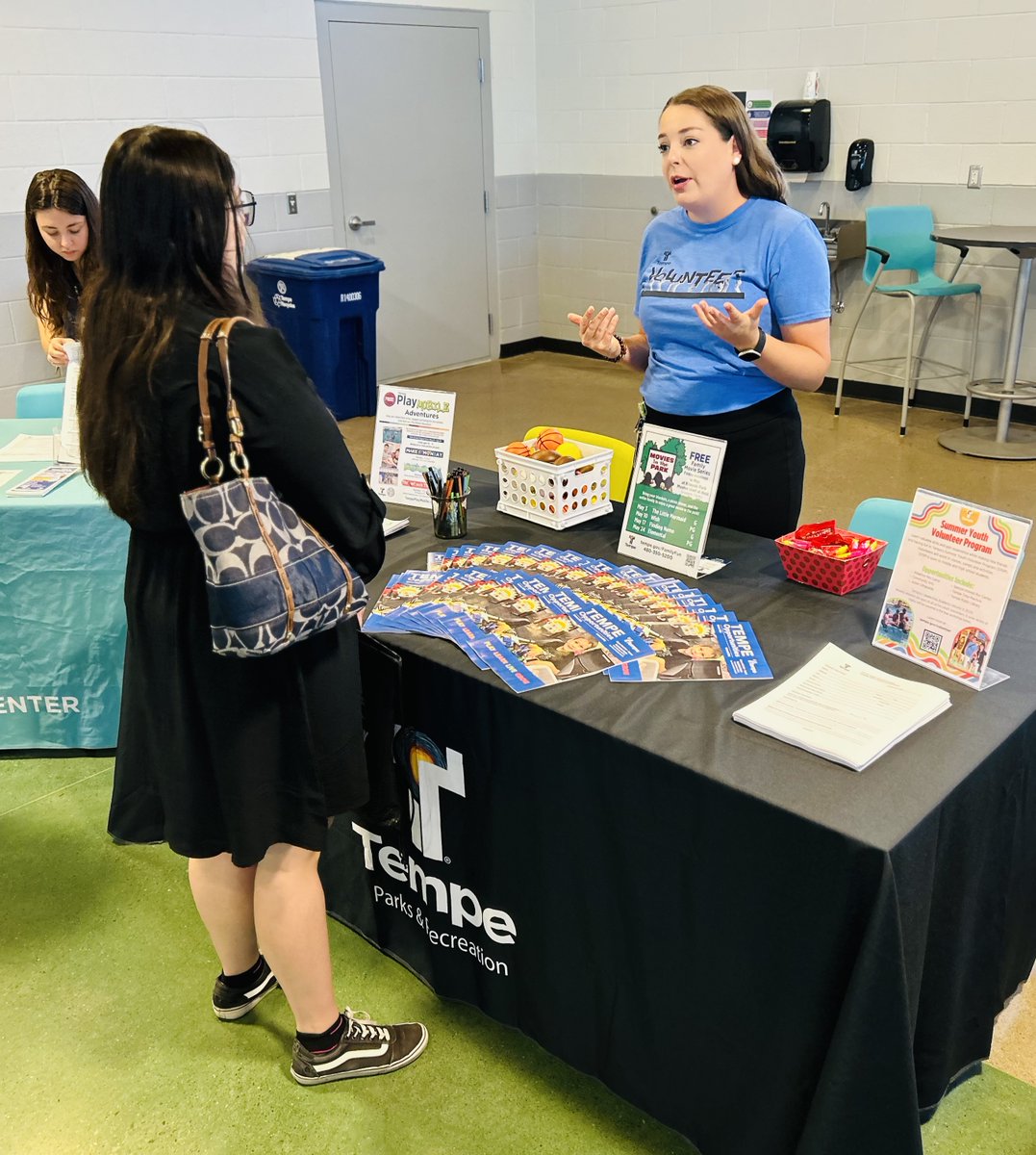 Great work by @Tempegov #CollegeConnect staff and @maricopacounty #Youth #Workforce Services in hosting yesterday's job fair at @TUHSD_News. I love to see #Tempe residents learning about possibilities with jobs and #employment, even at a young age.