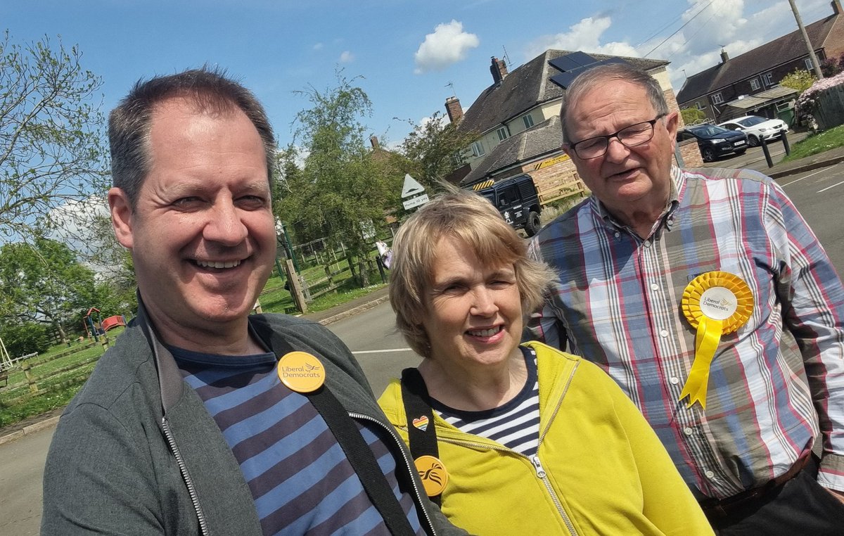 SLeics_LibDem's tweet image. The team had a great time engaging with the residents of South Kilworth today.
We had many uplifting conversations, with people expressing their frustration with the current government. 
There&apos;s a strong backing for our GE candidate, @PMHartshorn , in South Leicestershire! 🔶️
