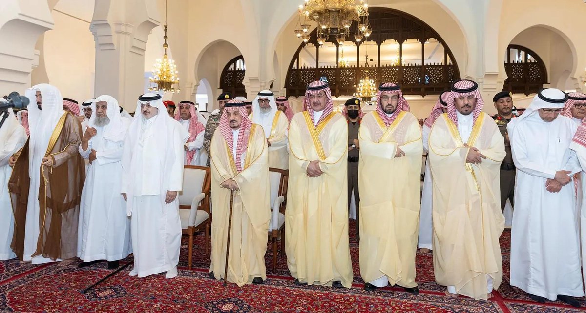 OKAZ_online's tweet image. آل معمر يشكرون خادم الحرمين وولي العهد على تعزيتهما في وفاة فقيدهم عبدالرحمن بن فيصل بن معمر
#عكاظ
 okaz.com.sa/news/na/2160938