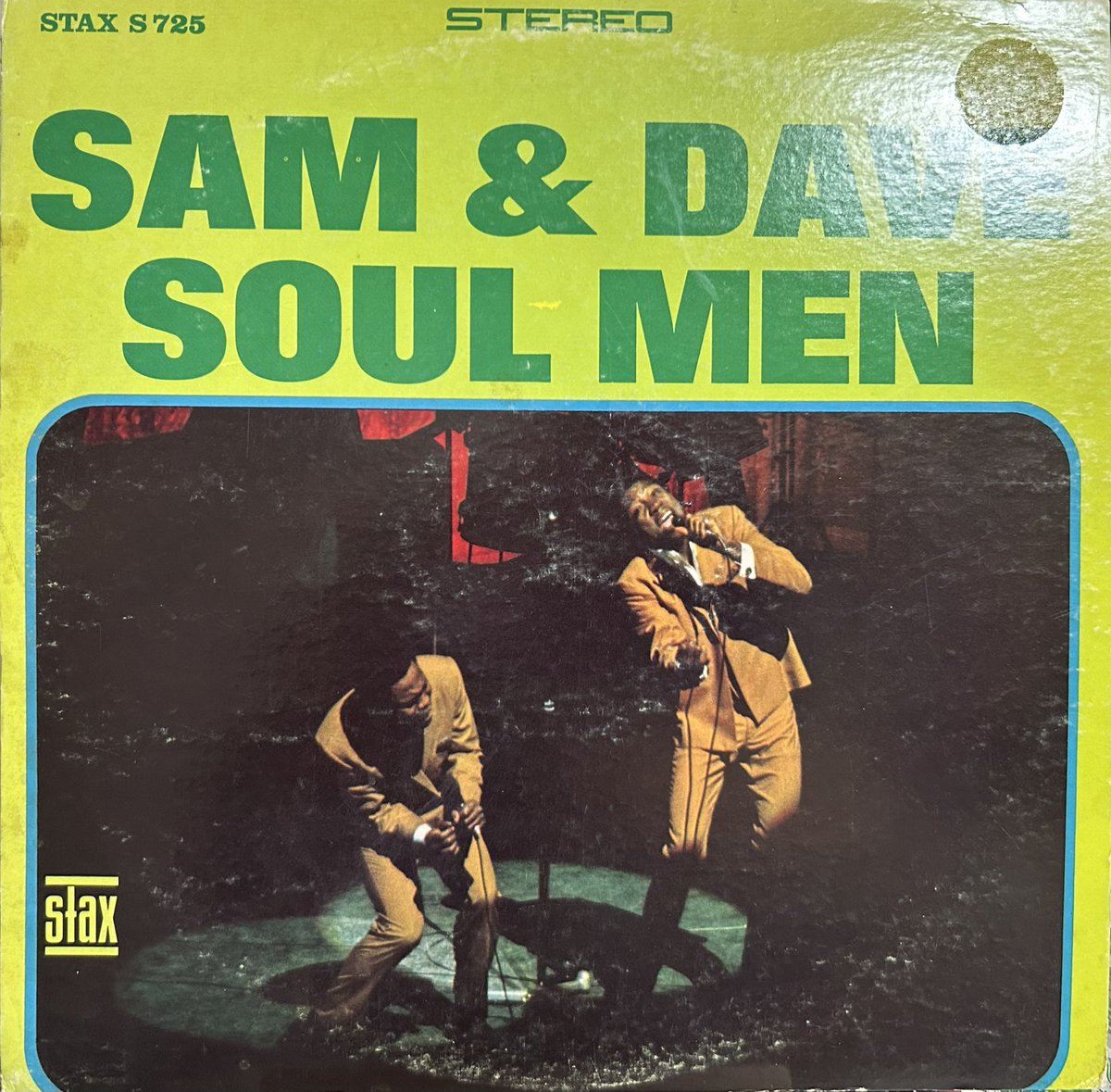 今日の1曲！
Sam & Dave,
May I Baby.
youtube.com/watch?v=-kqPer…
#southernsoul 
#staxrecords 
#soulman
#samanddave
