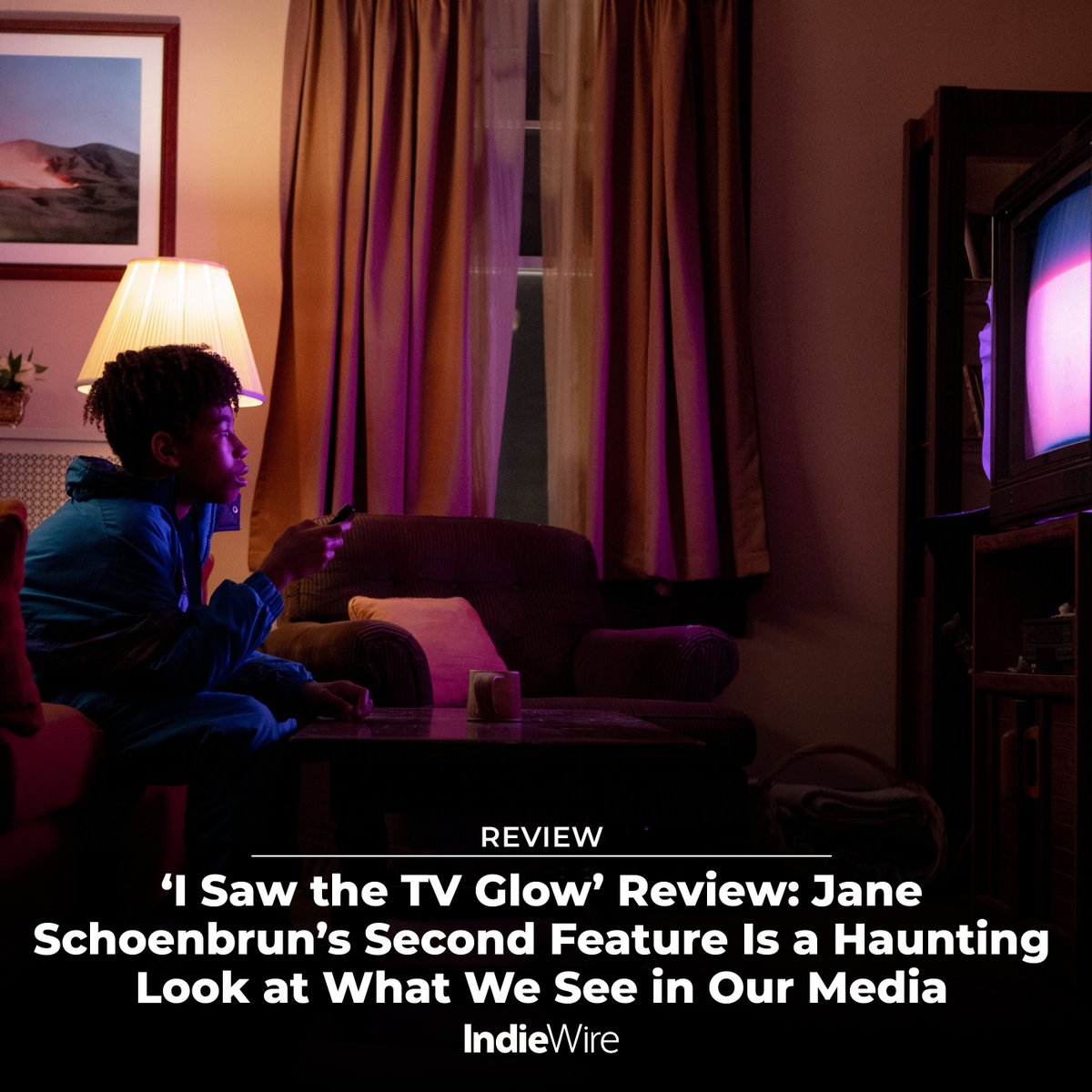 “I Saw the TV Glow” is an intimate landscape shot with the ultra-vivid resolution of a recurring dream; it marries the queer radicality of a Gregg Araki film with the lush intoxication of a Gregory Crewdson photo. Read our review: trib.al/XDT52at