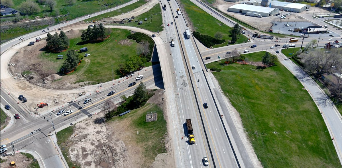 ⚠️May 6-10 | Daytime lane closures on Centennial Way from 8 a.m. to 4 p.m. ⚠️May 12 | Overnight eastbound I-84 ramp closures at Centennial Way and 10th Avenue. The ramps will both close at 10 p.m. Sunday, May 12 and reopen by Monday, May 13 at 5 a.m. conta.cc/4dn3bM5