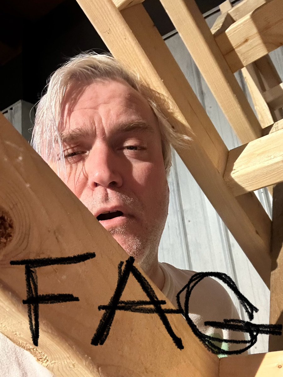 steeveegash's tweet photo. I WERK construction GURL hail SATAN sixsixsix #queersblessings https://t.co/4o5Mo4sLbO