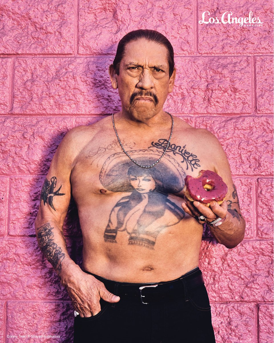 #HappyCincoDeMayo 

Who is your favorite Mexican entertainer? 

Mine: Danny Trejo🖤