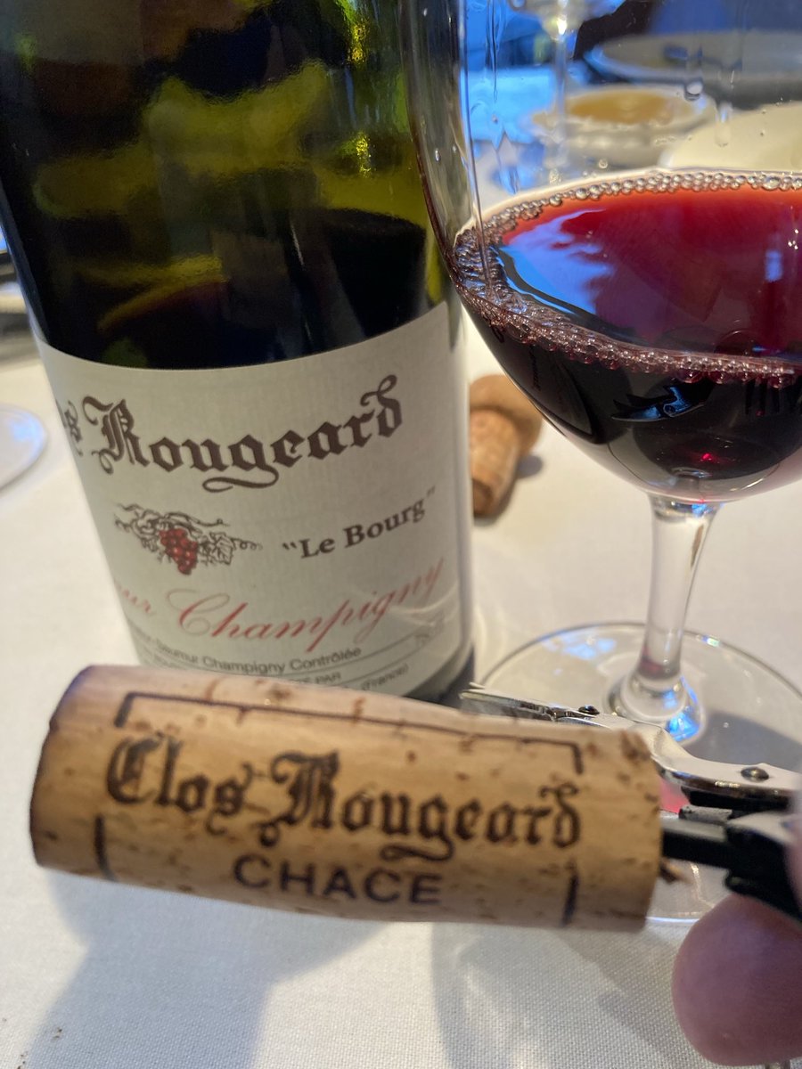 Sacred terroir for the noble #CabernetFranc,05 #ClosRougeard (the undisputed King of #SaumurChampigny) #LeBourg,deep ruby,celestial aromas of kirsch,Valrhona,Perigord truffle,chambord,cinnamon,Balsamic & clove,great concentration & grip,extremely flavorful,w/a never ending finish