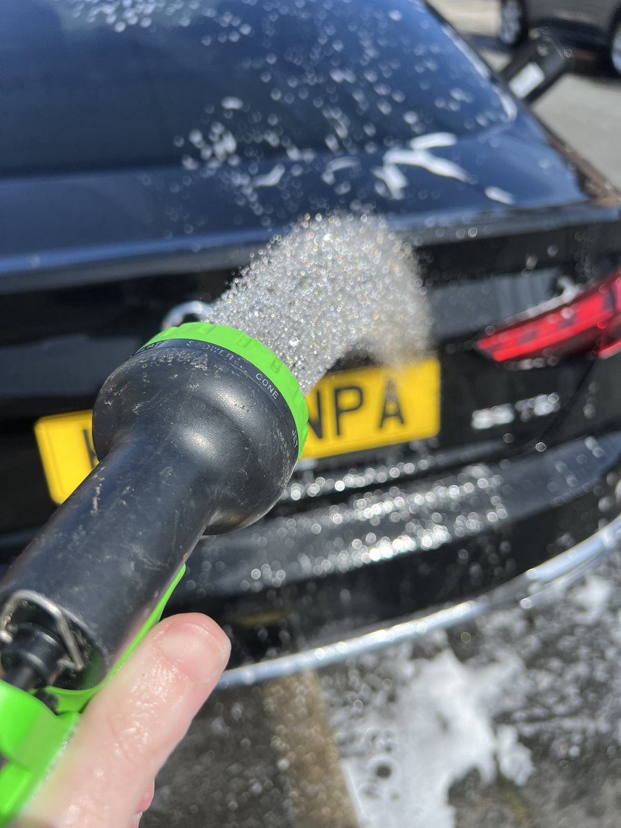 Is_Right's tweet image. Car clean &amp;amp; Teddy