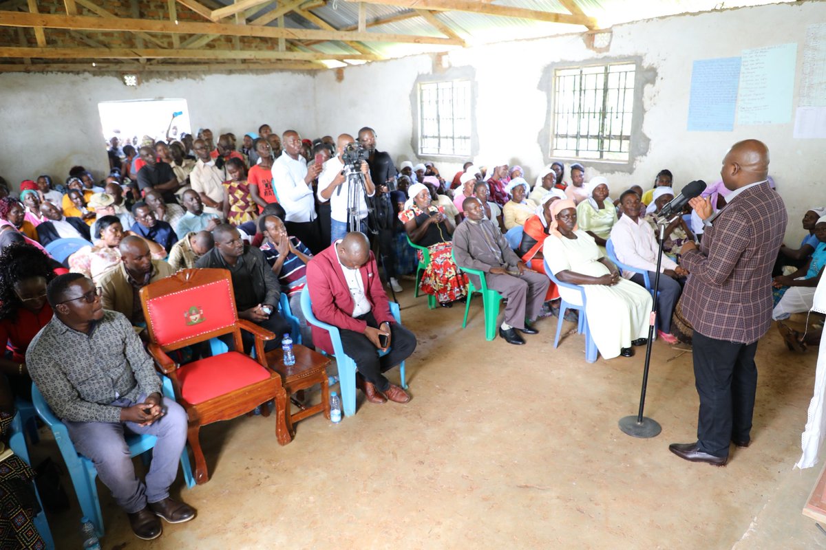 BarasaFernandes's tweet photo. Given the current flooding across the country, I have urged Kakamega residents living in flood-prone areas and near riverbanks to temporarily relocate to higher grounds for safety and also report incidences of emergency to the local administration for necessary interventions.

Both the County and the National Governments, together with other stakeholders, have implemented comprehensive disaster preparedness measures to effectively respond to emergencies across Kakamega.

More: https://t.co/E3Ag8XWFLS