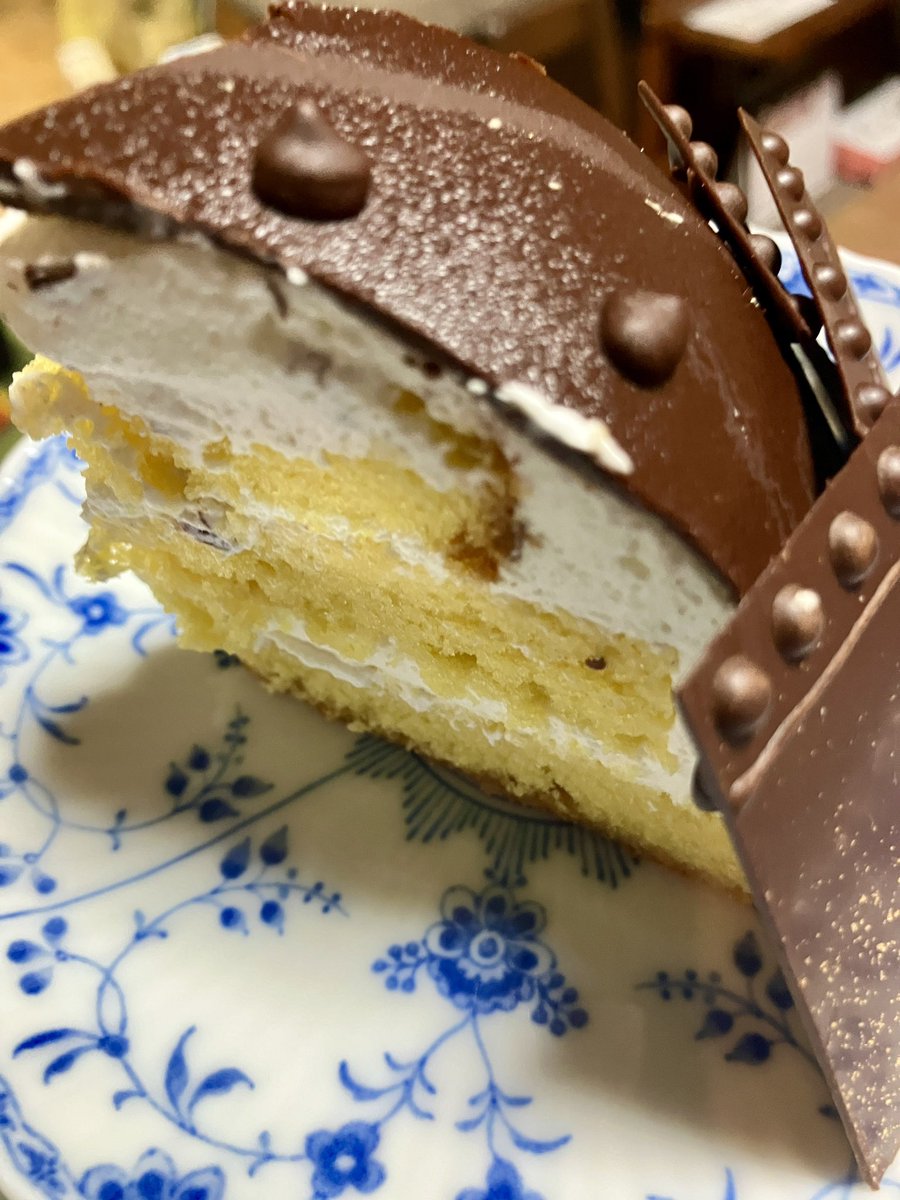 子供の日末っ子が孫の為にケーキを作ってくれました