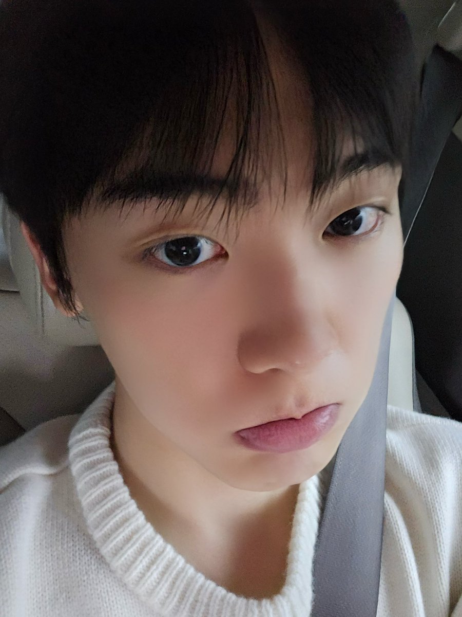 offclASTRO tweet picture