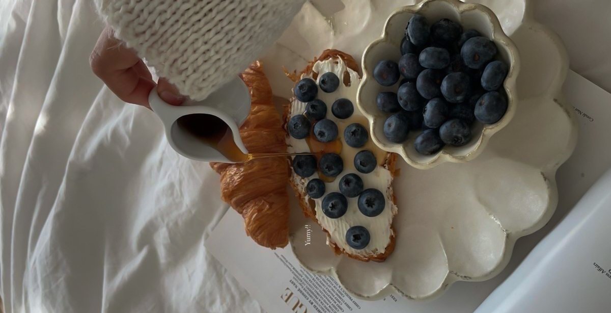 devol0ids's tweet image. ᅟ ᅟ                   

       Bom dia, amizades! Como está a manhã de vocês? Acordei cedo hoje e preparei um café da manhã reforçado antes de sair para caminhar.
ᅟ ᅟ