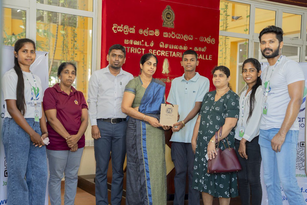 Lycagf's tweet photo. Today marked a remarkable moment as the Lyca Gnanam Foundation handed over valuable spectacles to the visually impaired student ahead of their G.C.E O/L examination in Galle.
 #Empowerment #EducationForAll #SupportingStudents #GalleDistrict #NGOCommunity #lycagnanamfoundation https://t.co/nOM4nmDuXC