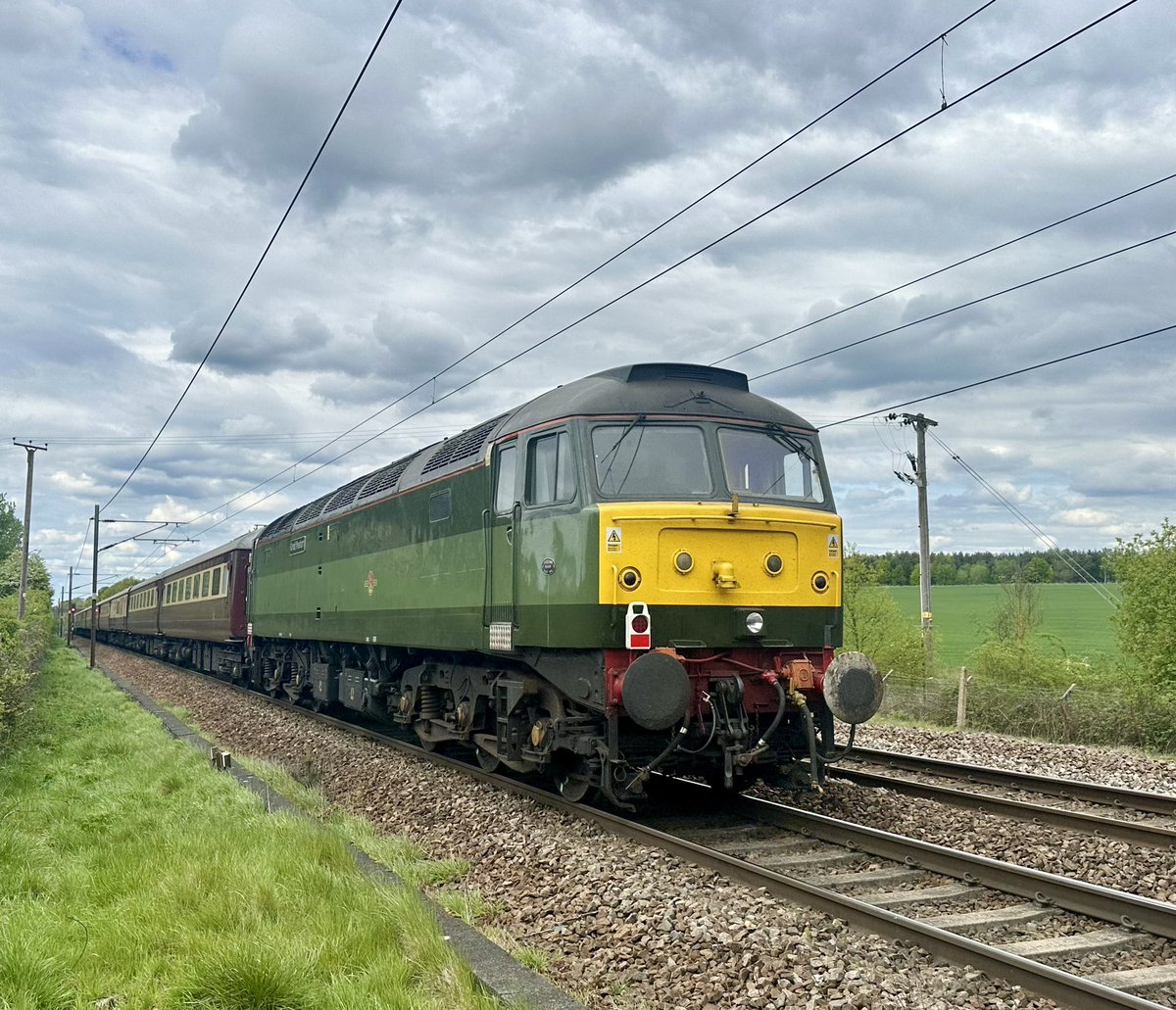 47815 at Crofton on the tail of todays 5Z72 Burton - Carnforth #class47