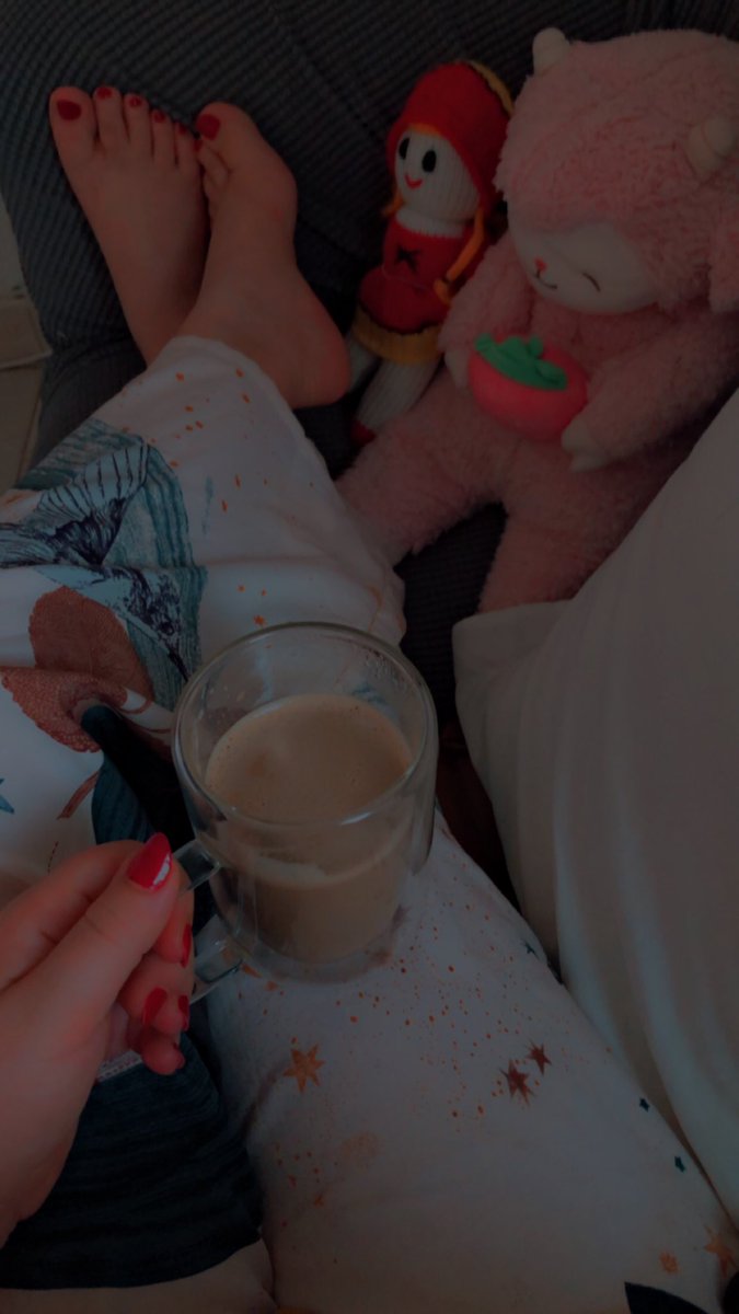أعتكَافَك في منزلك خيراً من خرُوجكَ إلى المجتمع السّام🙏
