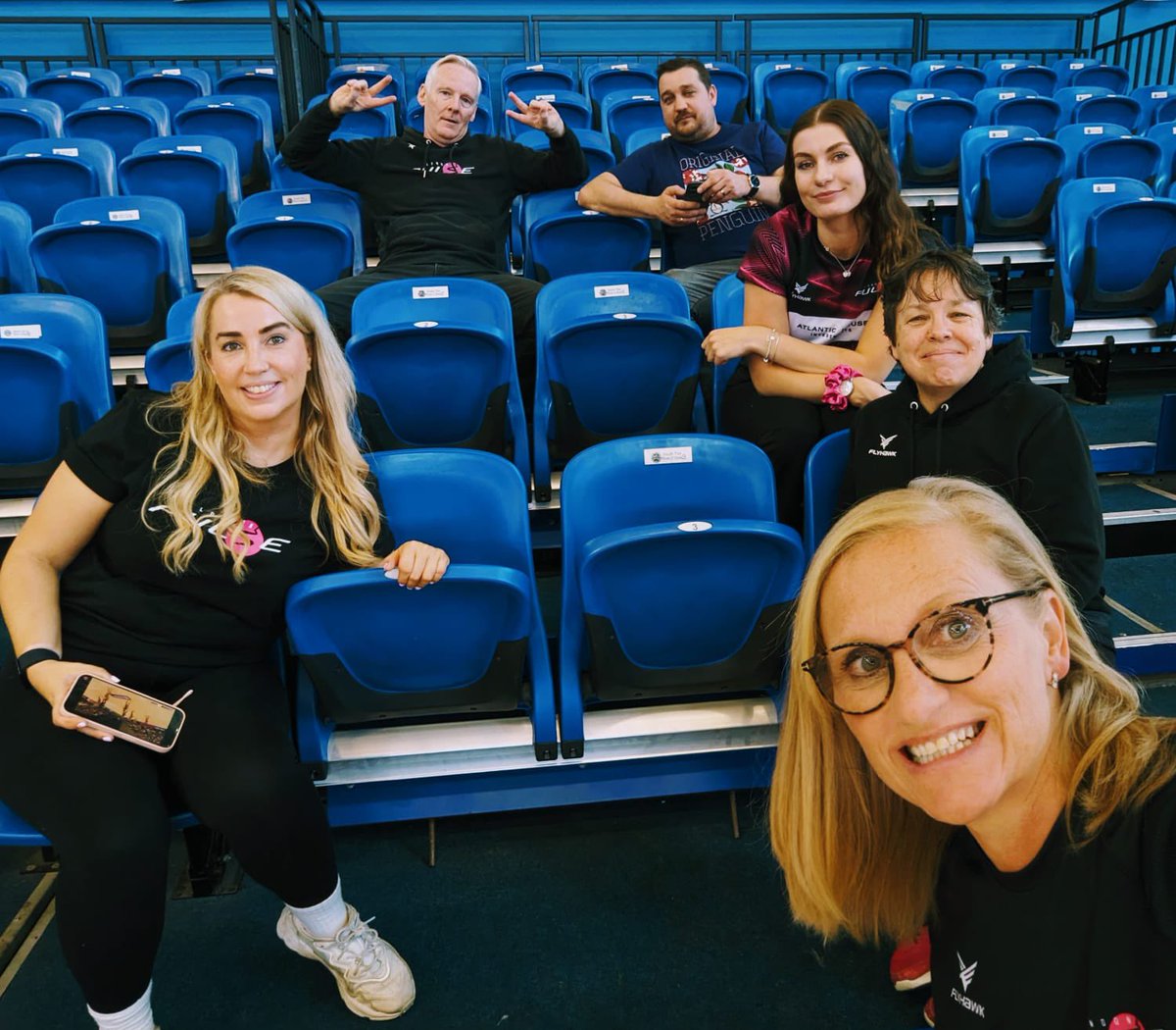 Huge thanks to the London Pulse volunteers and staff that ran the match at Crystal Palace yesterday 💗🖤