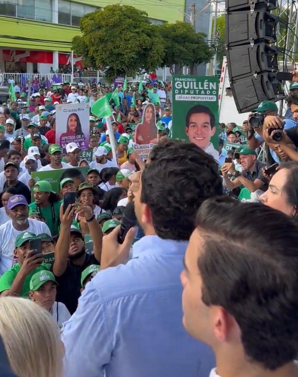 Omar ayer hizo un pequeño mitin en los KM . Ni un afiche ni mención de su padre candidato presidencial que es además Pte y líder FP . A dos semanas elecciones. Hasta tu Brutus ?